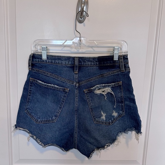 Abercrombie & Fitch High Rise Mom Short, Curve Love, Women’s 6/28 - Picture 2 of 3